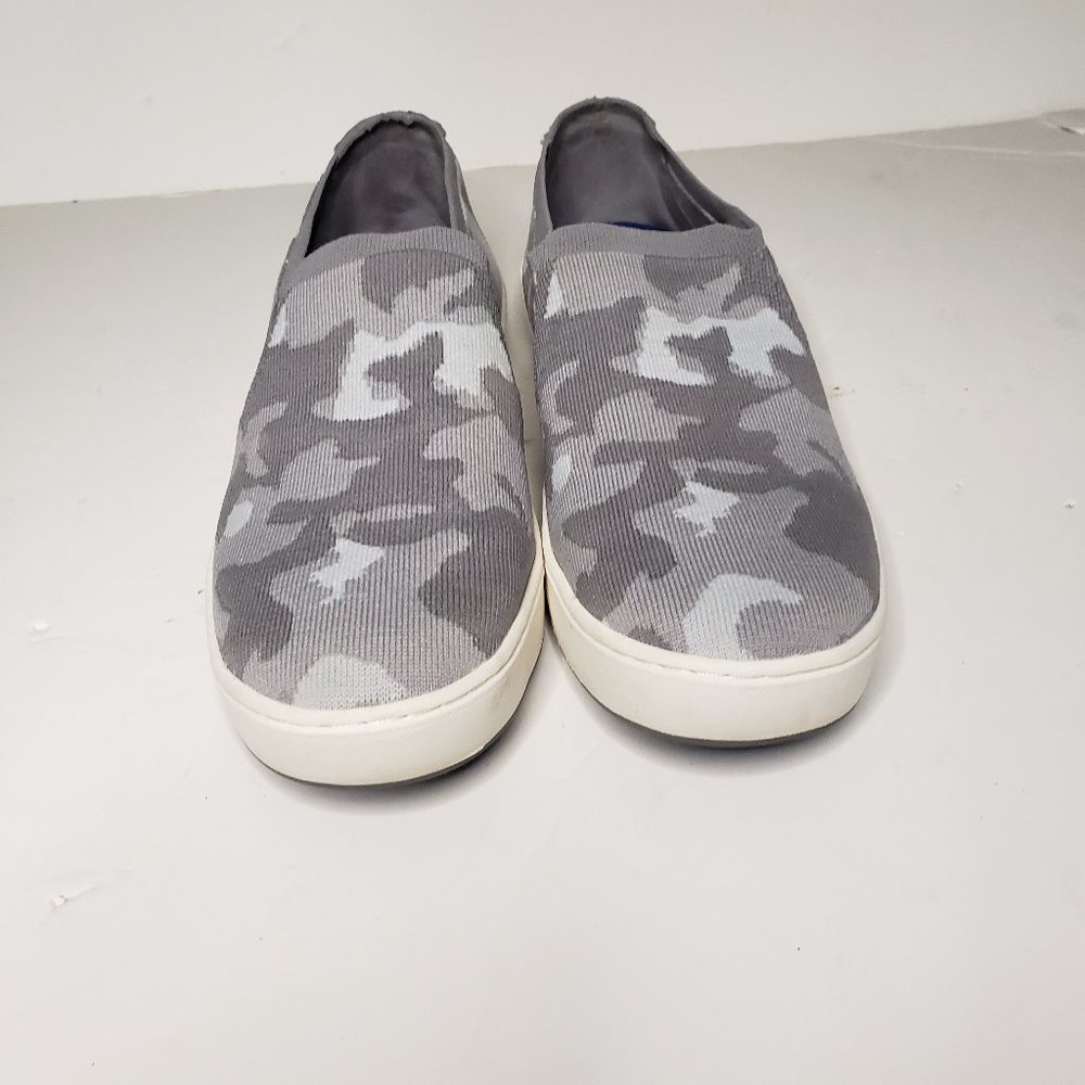LL Bean Women's Eco Bay Gray Camo Knit Slip-On Sneakers Shoes Size 8.5 M 515723